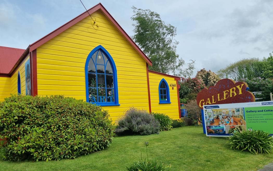 Mangaweka's Yellow Church Gallery hosts the Fakes and Forgeries exhibition.