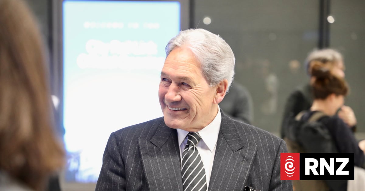 Winston Peters mocks National as 'great pretender' over supermarket policy