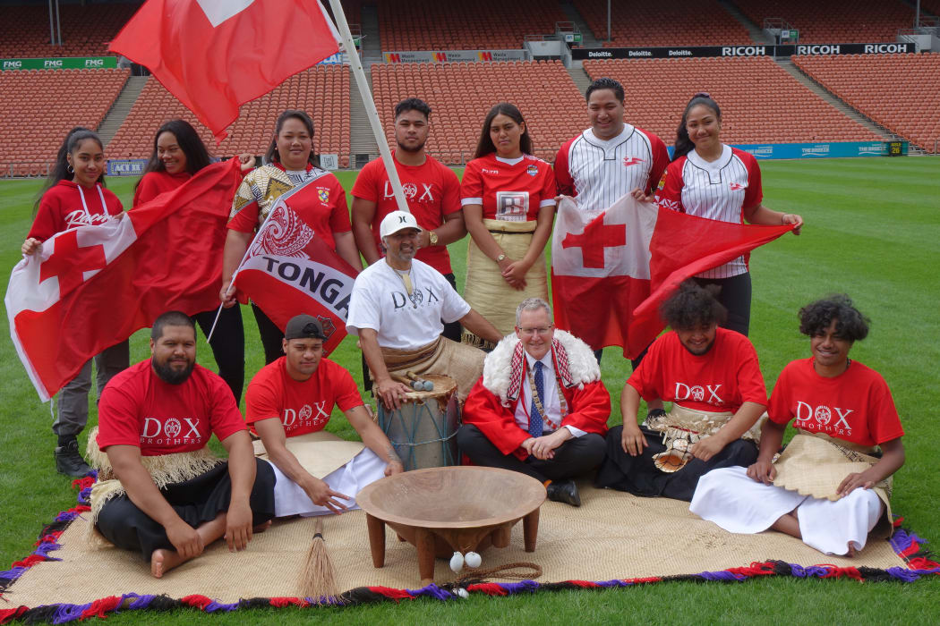 Some of Hamilton's Tongan community with mayor Andrew King.