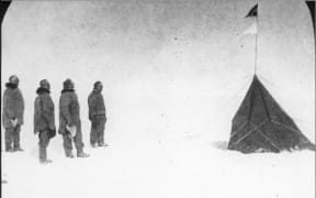 Amundsen, Roald  Hanssen, Helmer  Hassel, Sverre   Wisting, Oscar at the South Pole