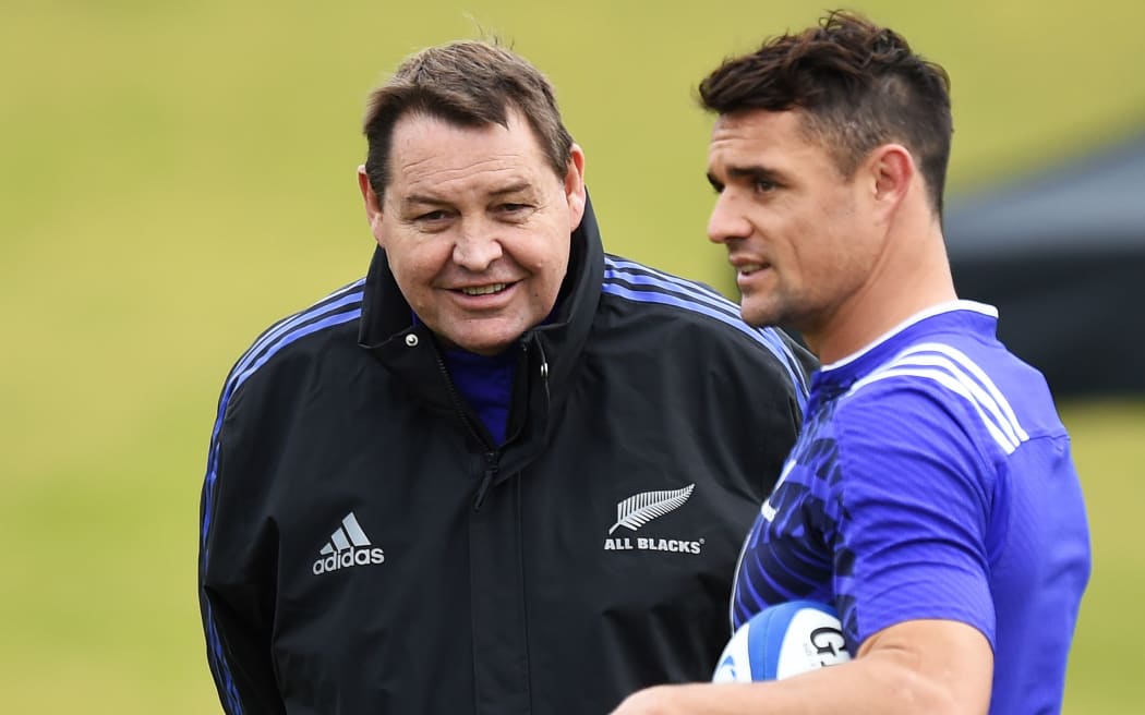 Steve Hansen (L) with Dan Carter