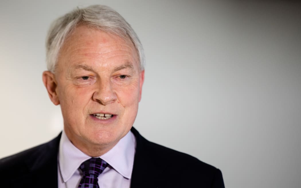 Phil Goff speaks to media following cabinet's decision to extend the level 3 lockdown in Auckland