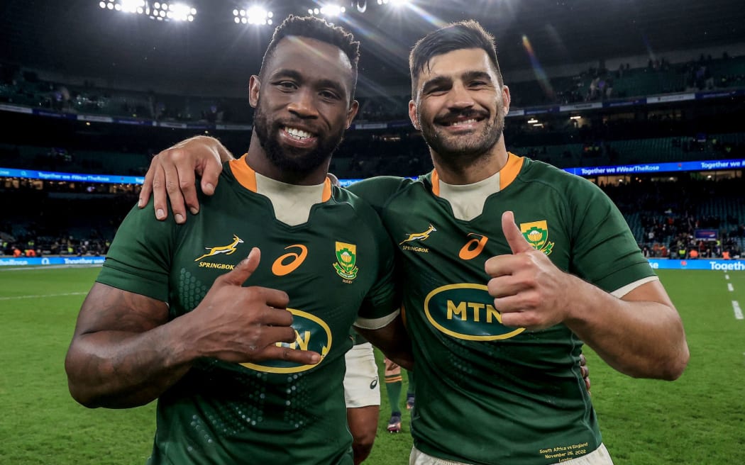 2022 Autumn Nations Series, Twickenham Stadium, London, England 26/11/2022  
England vs South Africa   
South Africa's Siya Kolisi and South Africa's Damian de Allende 
Mandatory Credit ©INPHO/Dan Sheridan
