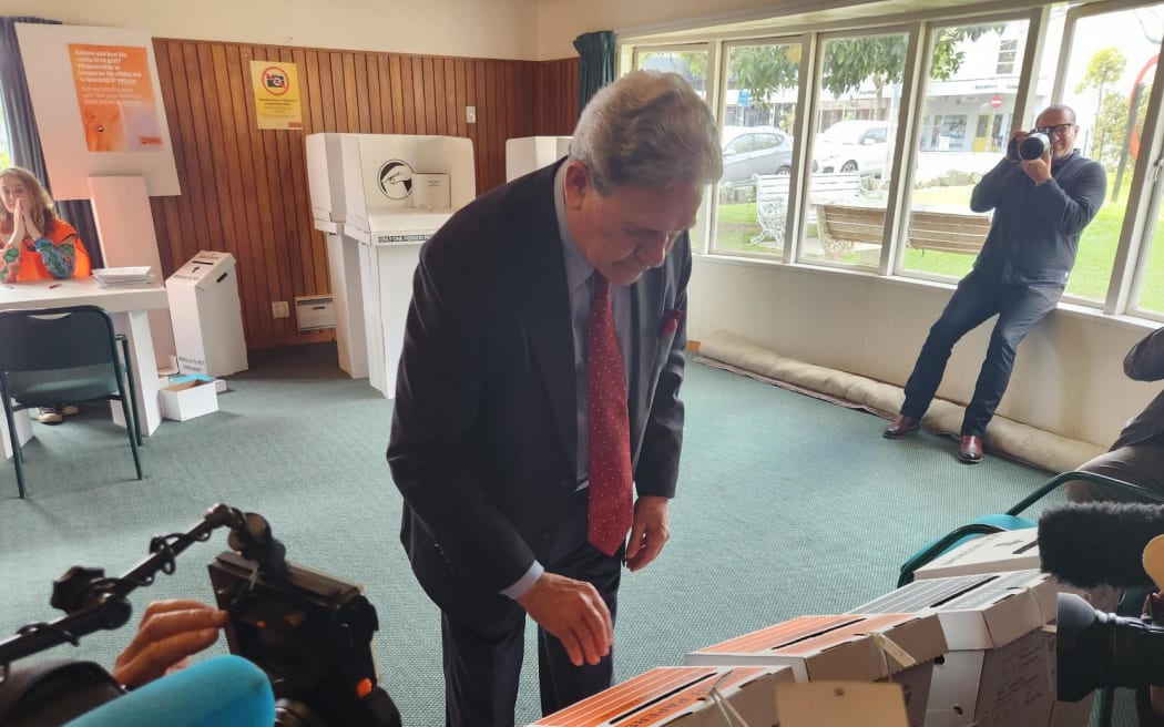 NZ First leader Winston Peters casts his vote at a polling booth in Ponsonby, Auckland.