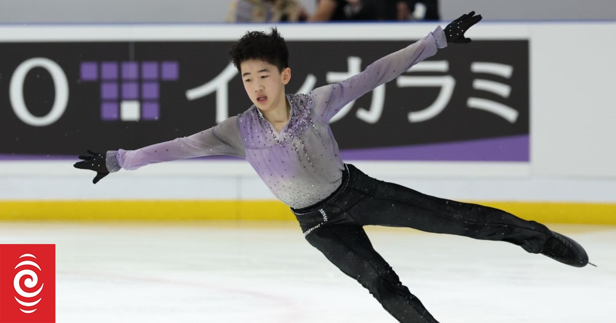 15yo old wins NZ's first Olympic ice skating medal | RNZ