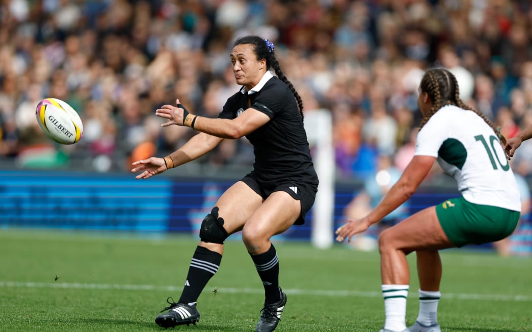Ruahei Demant of New Zealand Black Ferns.