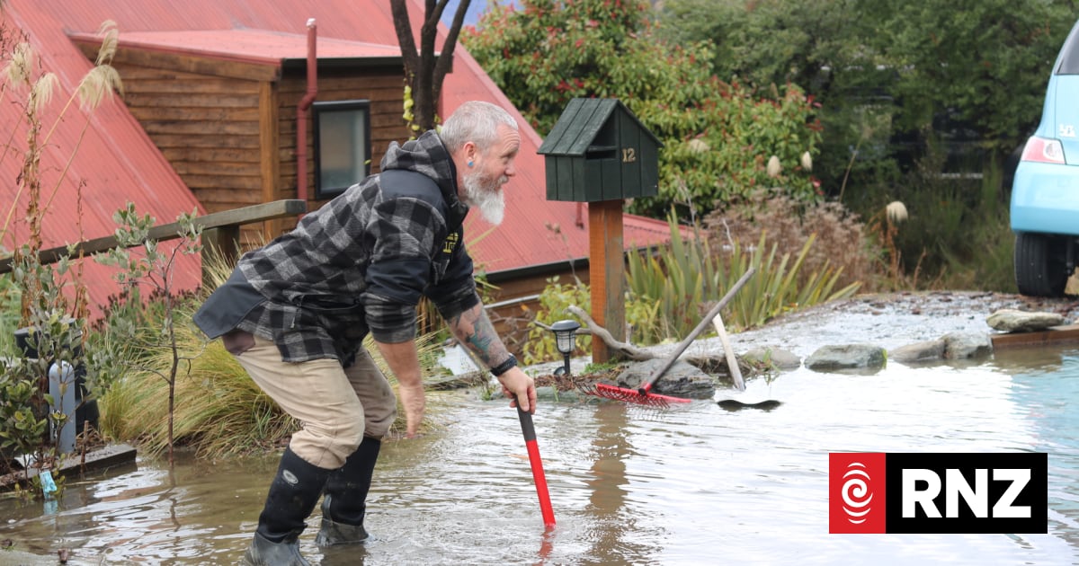 Queenstown residents evacuated as flooding, slips threaten homes