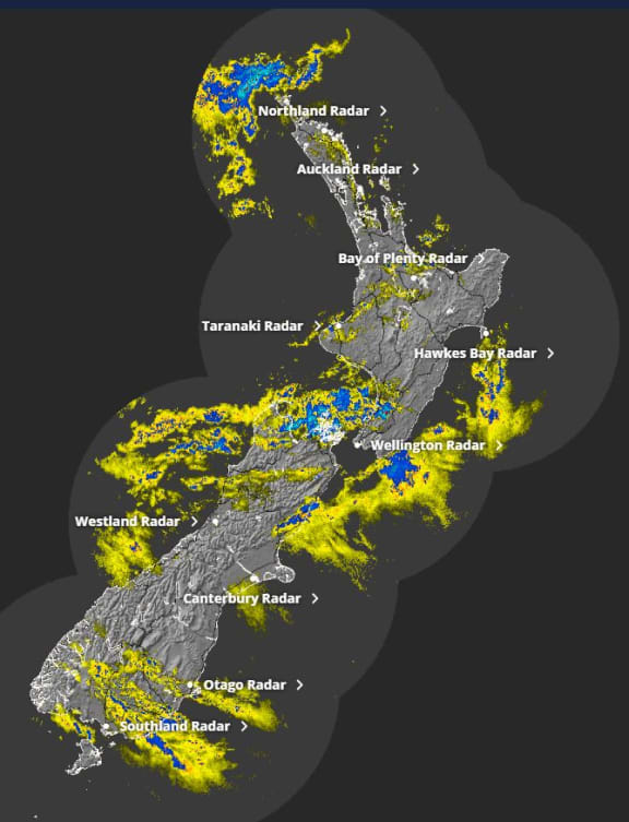 Weather maps 4 June