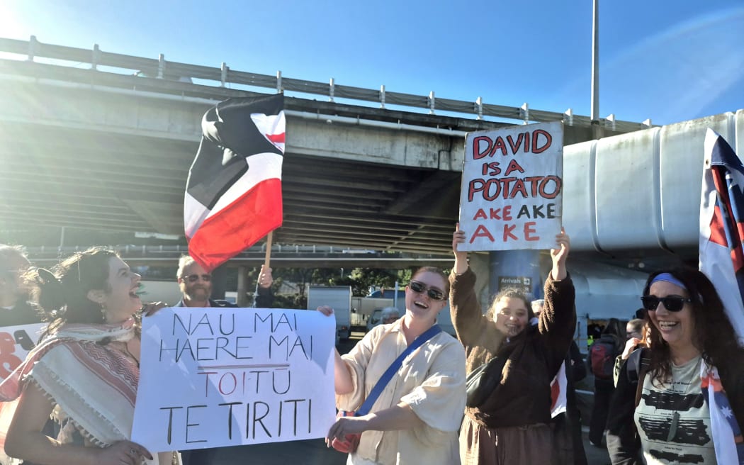 Wellingtonians greeted the first lot of Southerners after disembarking the Kaitaki Interislander