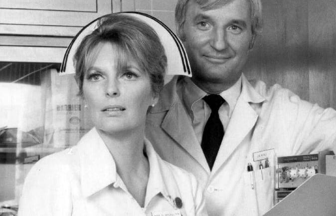 Julie London (Dixie McCall) and Bobby Troup (Dr. Joe Early) from the television program Emergency.