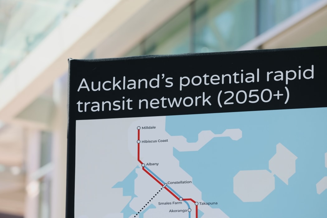 The government announced the light rail route for Auckland that would run from Wynyard Quarter to Mt Roskill before surfacing and running alongside SH20 to the airport.