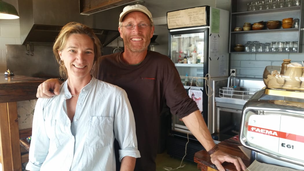 Chris and Annemarie Lidgard