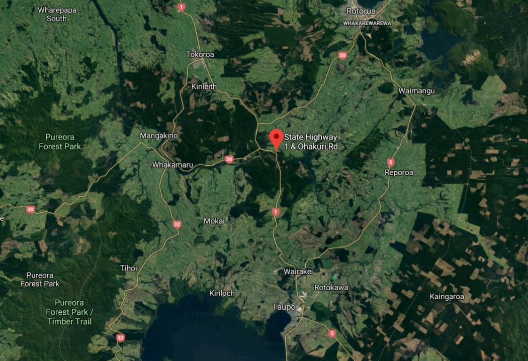 Eight people are understood to have been killed in a two-car crash near Ohakuri Road, Atiamuri, north of Lake Taupō about 10.30am on Sunday.