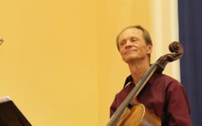 Rolf Gjelsten, Cello, NZSQ performs at China Revisited