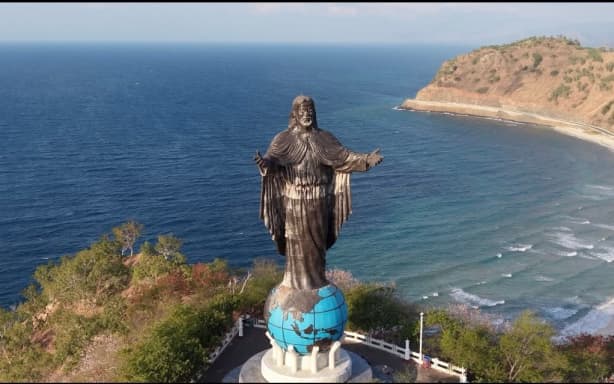 The Christo Rei statue stands on the tip of Cape Fatucama, about 7km east of downtown Dili.