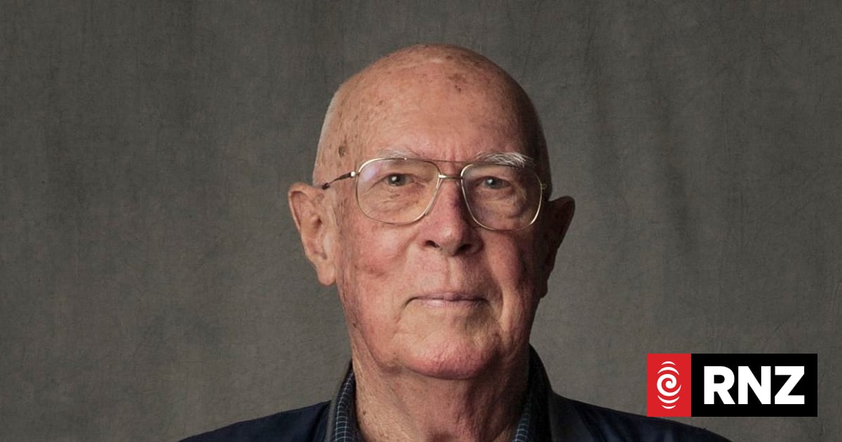 Gym chain founder and Olympian Les Mills Snr has died at age 91