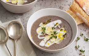 Roasted mushroom soup