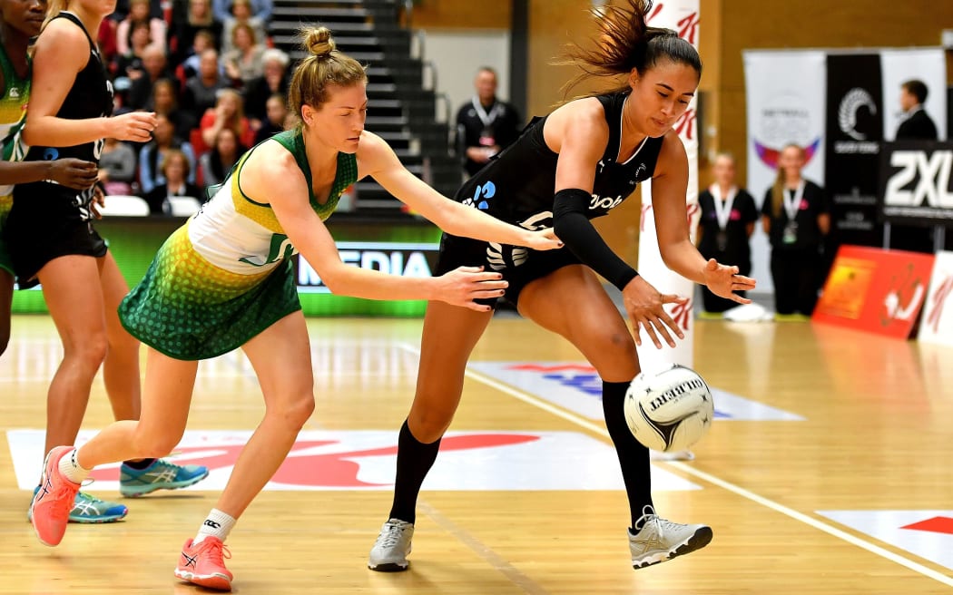 South African defender Karla Pretorius (L) has been dubbed the best defender in the world by Silver Ferns coach Noeline Taura