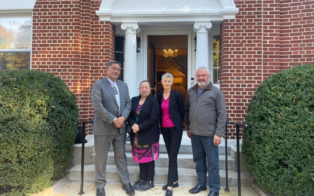 Hohepa Campbell (far left) meeting with New Zealand Ambassador to the US Rosemary Banks (centre right).