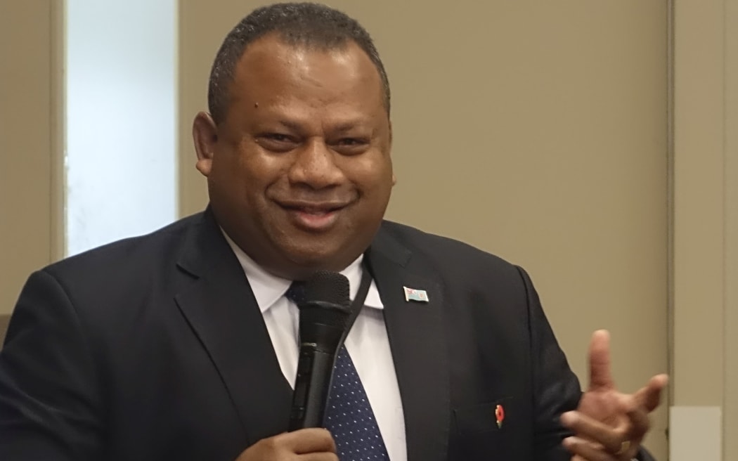 Inia Seruiratu.
