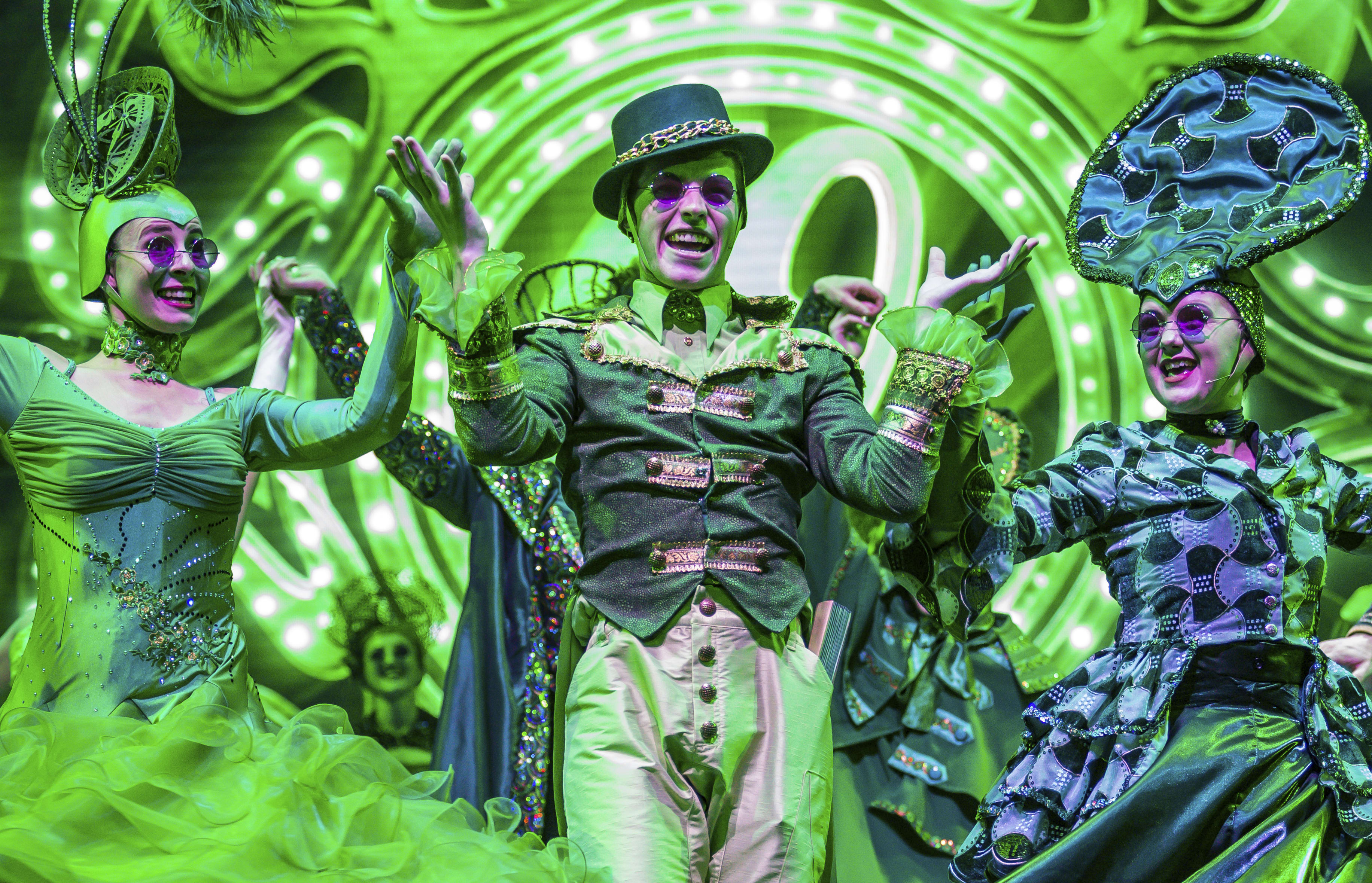 Showbiz Christchurch production of Wicked
