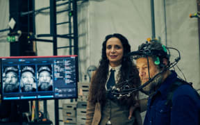 Ella Al-Shamahi (presenter) & Andy Serkis (on-screen consultant)