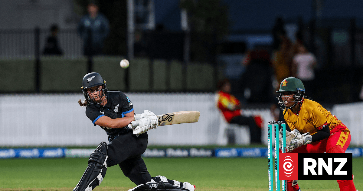 Live: White Ferns v Zimbabwe - second T20 International in Hamilton