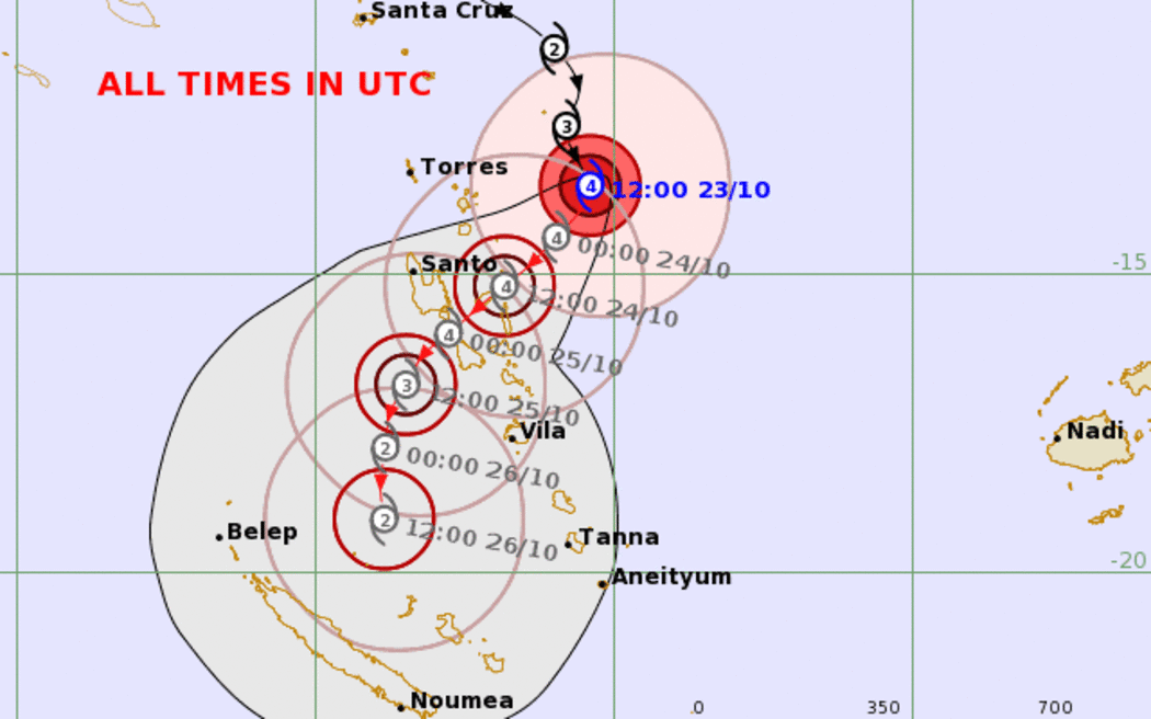 热带气旋“洛拉”已增强至 4 级，阵风达 198 公里/小时。