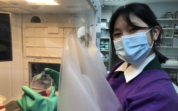 Carol Khor at the hypoxic chamber