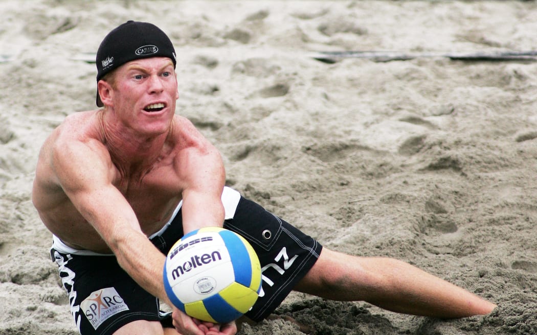 New Zealand's Jason Lochhead in action during the More FM NZ Open Beach Volleyball tournament held at Stanley St in Auckland, New Zealand on Friday, 19 January 2007. Photo: Tim Hales/PHOTOSPORT