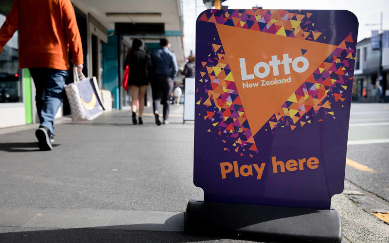 Long-term investment is guaranteed Lotto 'win' | RNZ