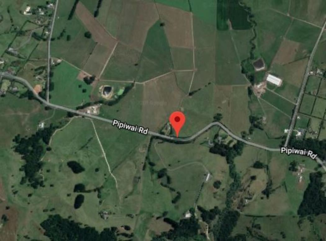 A fire on Pipiwai Road has already burnt through up to 100 hectares of bush.