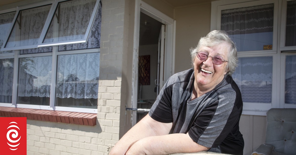'It's awesome': Pensioner's joy for new window after two-year wait - Vimarsana News