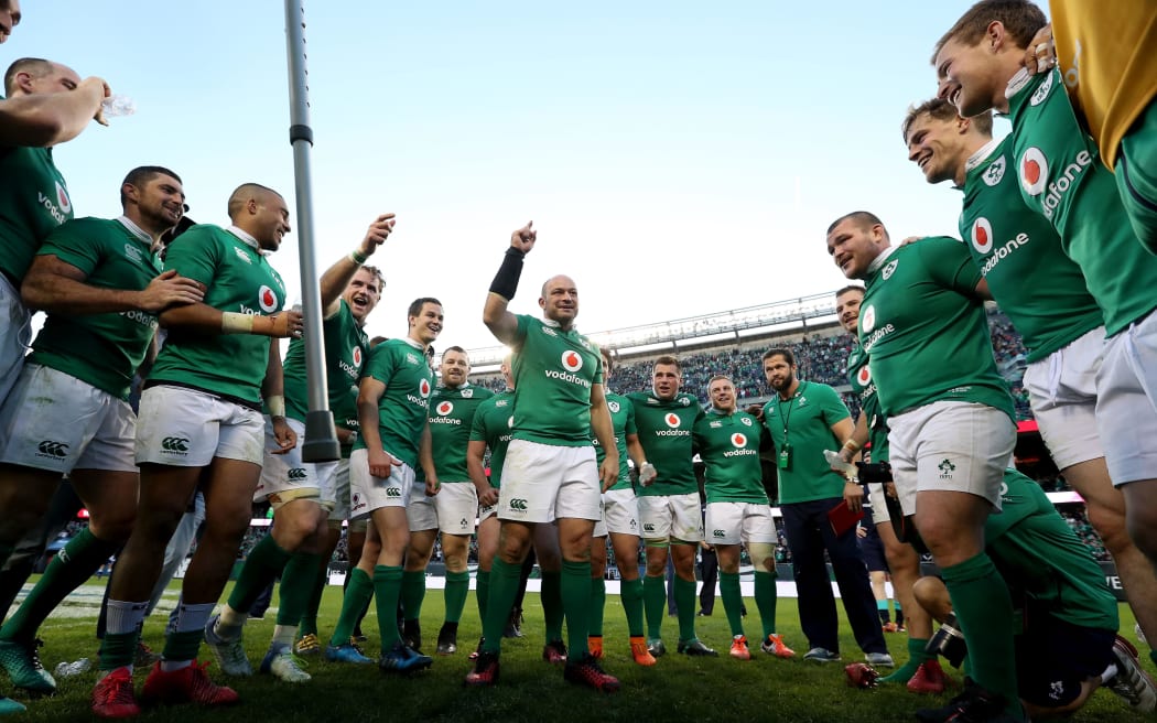 Ireland celebrate win over All Blacks 2016.