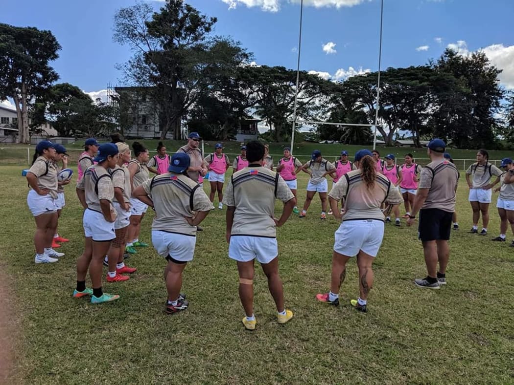The Manusina squad in training.
