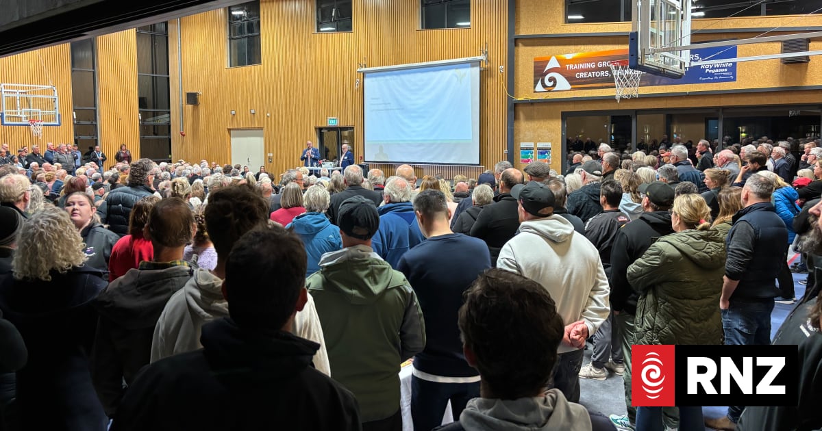 Thousands sign petition to prevent development fast track on North Canterbury golf course