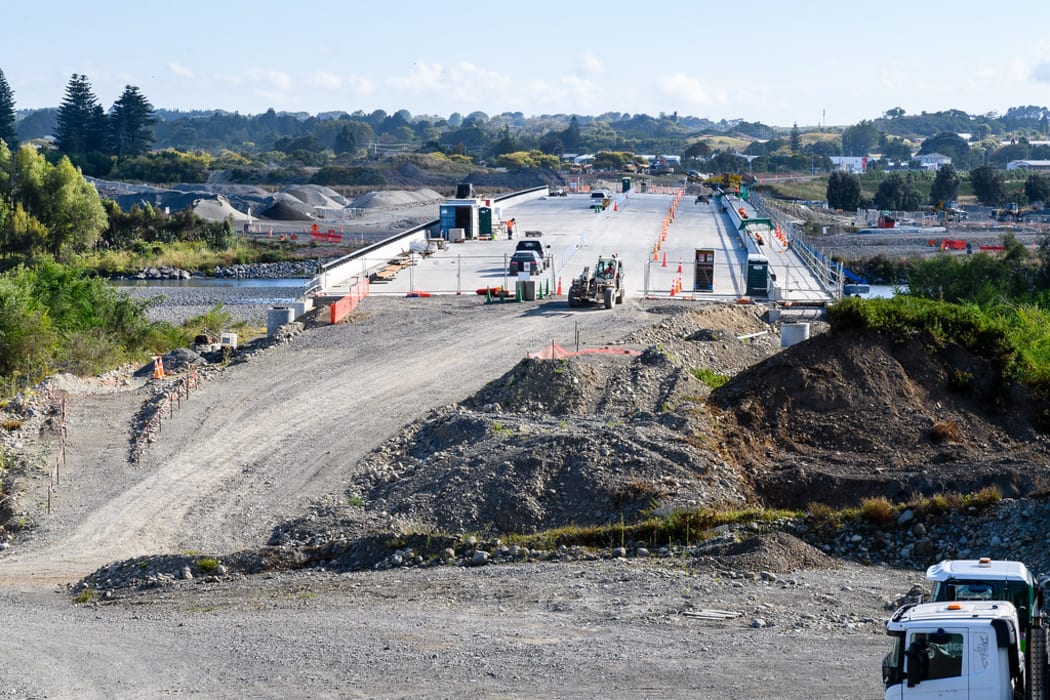 Ōtaki Gorge Road site at SH1 with Bridges.
