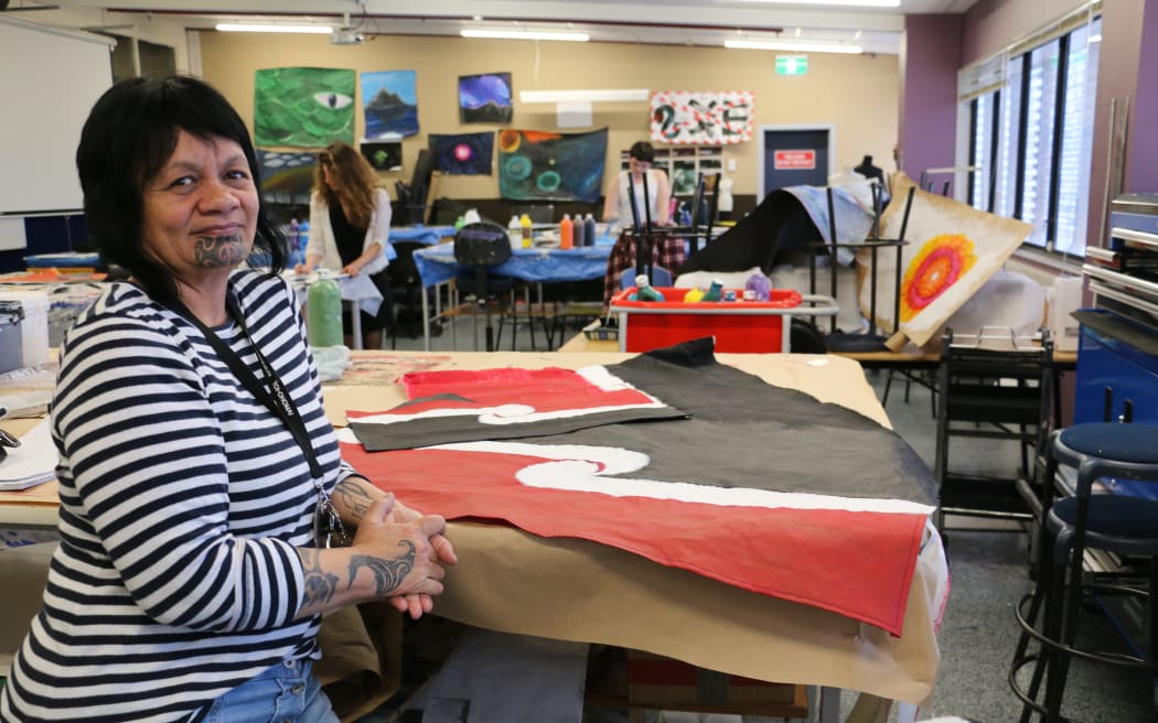 Tauranga artist Linda Munn.