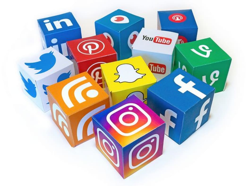Social Media Mix 3D Icons