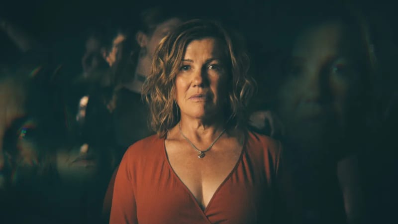 In After the Party, Robyn Malcolm stars as Penny Wilding - a 50-something woman who loses everything when she accuses her husband of a sex crime against her daughter's teenage friend.