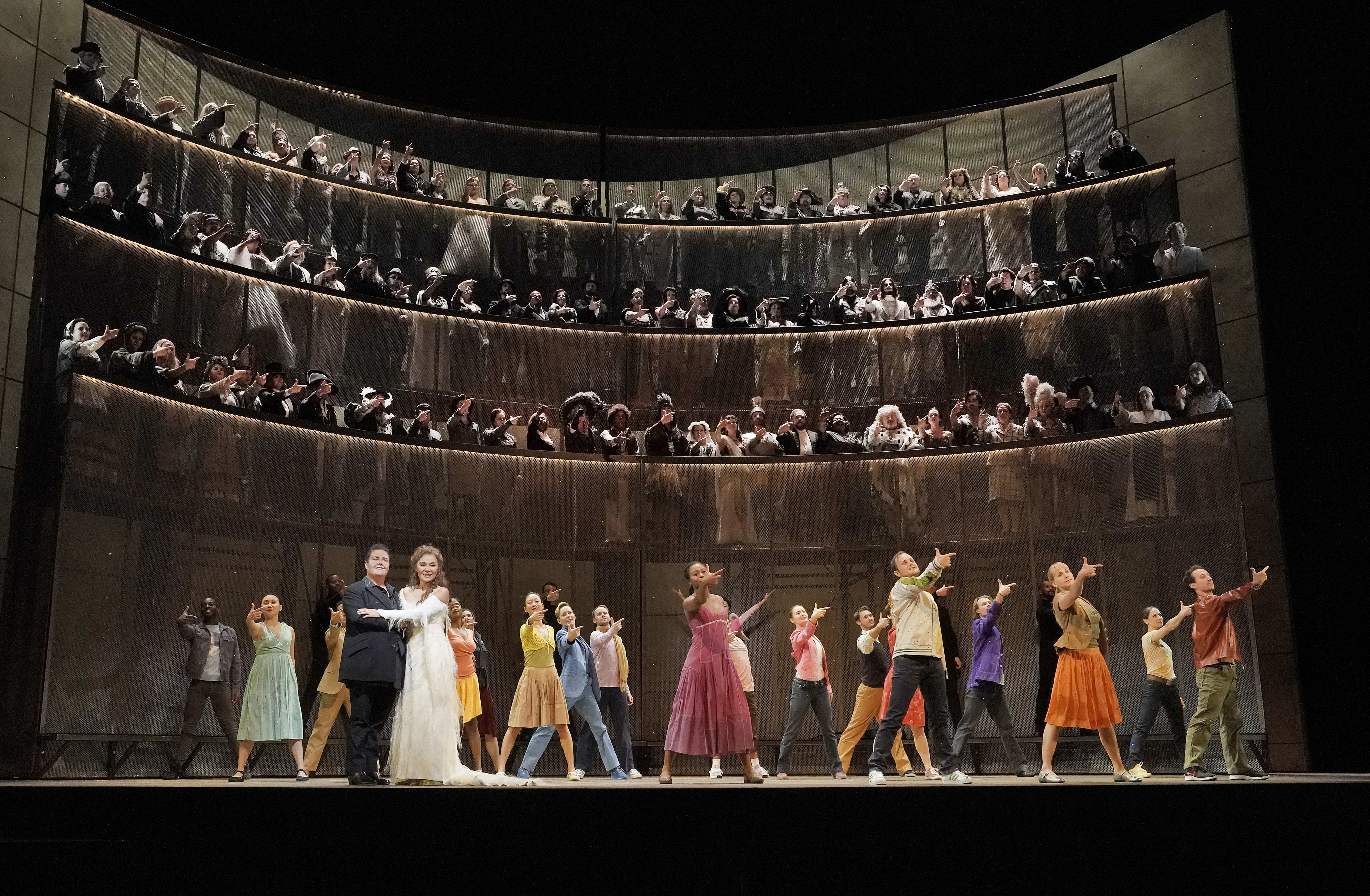 A scene from Orfeo at The Met