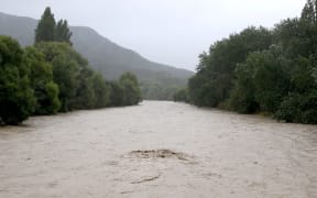 Flooding at the Makarika Stream.