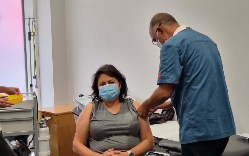 Health Minister Dr Ayesha Verrall got her Covid booster and influenza vaccination at a community vaccination event at Upper Hutt on 1 April 2023.