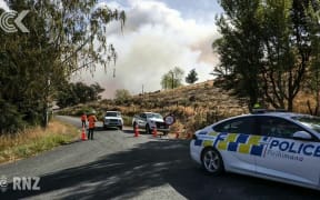 Fire ‘roaring away’ in Teapot Valley