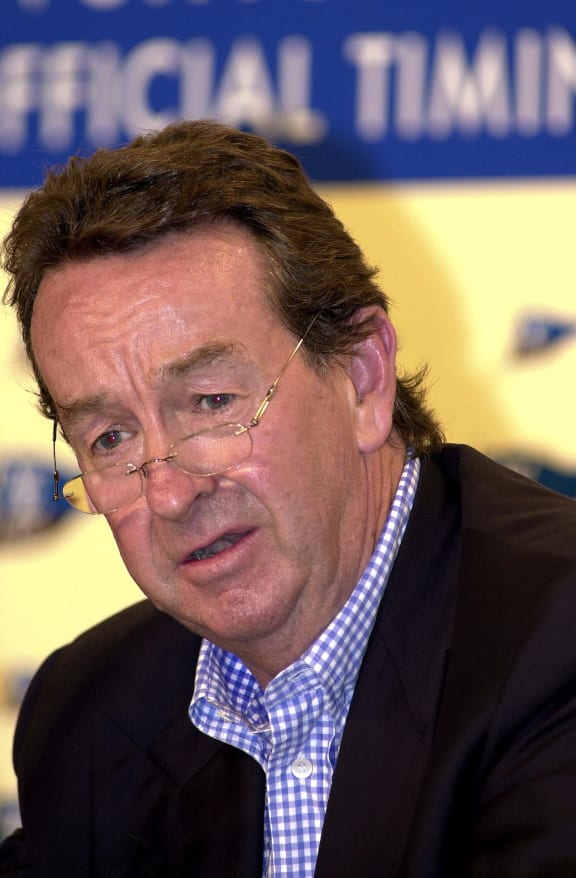 Sir Michael Fay, two-time runner-up for New Zealand 1987 and 1992, speaks during the 20th-anniversary gathering of Louis Vuitton Cup winners in Auckland, 21 January 2003.