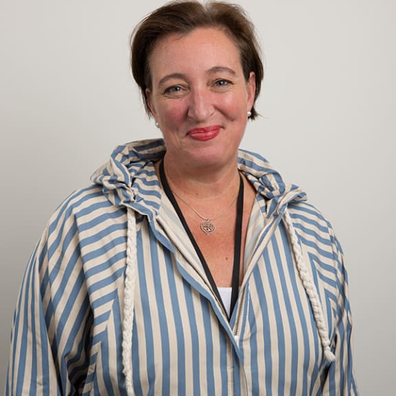 Jo Cribb