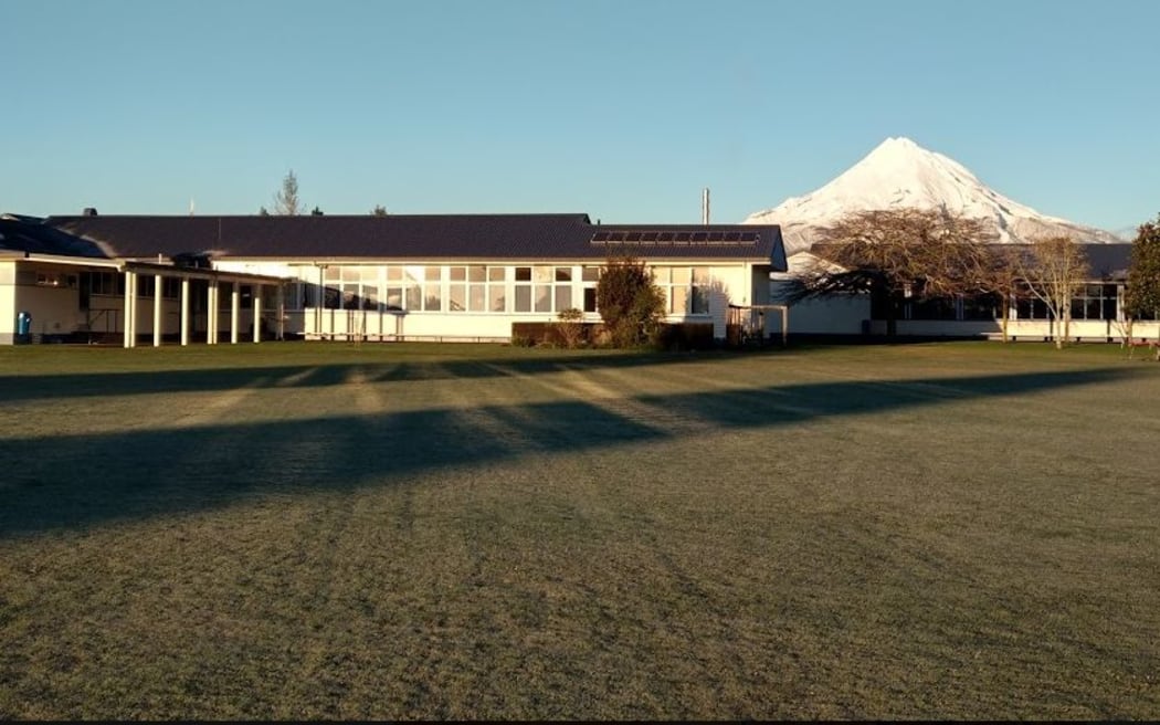 Inglewood High School.