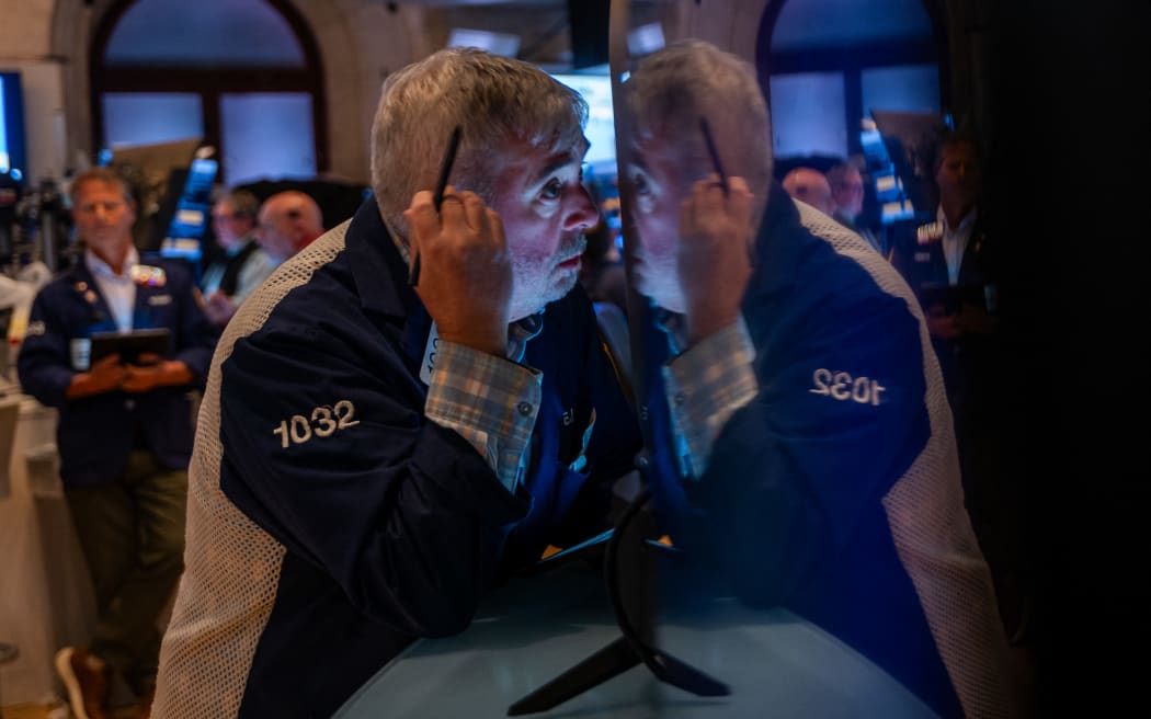 NEW YORK, NEW YORK - APRIL 02: Traders work on the floor of the New York Stock Exchange (NYSE) moments before the Closing Bell and the start of President Donald Trump's news conference on tariffs on April 02, 2025 in New York City. In the 4pm announcement, Trump unveiled new tariffs on foreign countries.   Spencer Platt/Getty Images/AFP (Photo by SPENCER PLATT / GETTY IMAGES NORTH AMERICA / Getty Images via AFP)