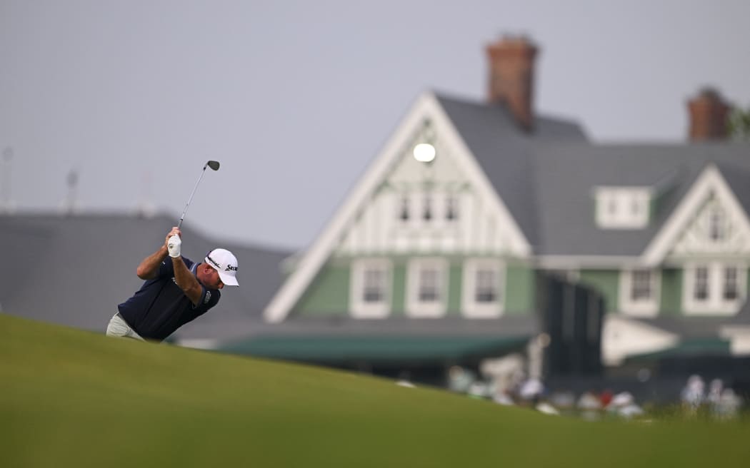 OAKMONT, PENNSYLVANIA - JUNE 13: Ryan Fox of New Zealand hits an approach shot on the 11th hole during the second round of the 125th U.S. OPEN at Oakmont Country Club on June 13, 2025 in Oakmont, Pennsylvania.   Ross Kinnaird/Getty Images/AFP (Photo by ROSS KINNAIRD / GETTY IMAGES NORTH AMERICA / Getty Images via AFP)