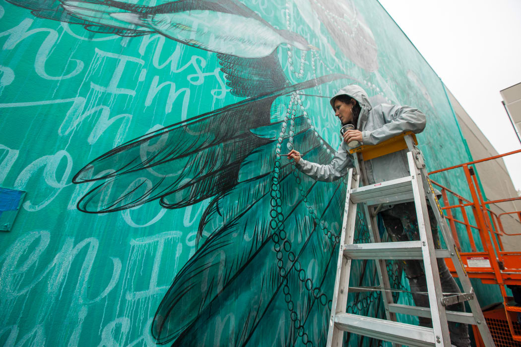 U.S artist Amandalynn has worked on numerous projects with Pangeaseed Foundation.